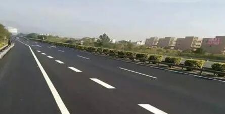 蘇州道路劃線施工如何進(jìn)程操控？