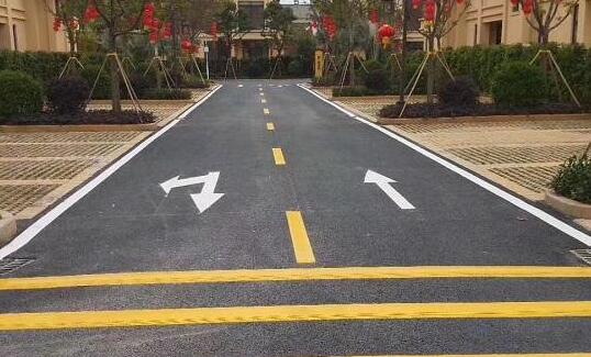 蘇州廠區(qū)道路劃線的標準有哪些？