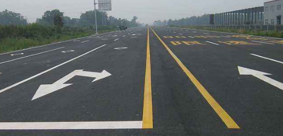選擇江蘇中穎，為常州道路劃線提供優(yōu)質解決方案